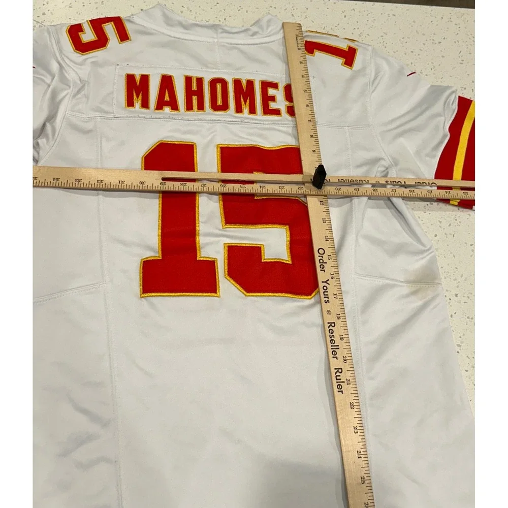 Nike Kansas City Chiefs Patrick Mahomes 15 Stitched Jersey White Mens Small
